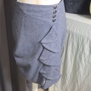 Eva Franco Wool Blend Ruffle Skirt – Women’s Size 4 – Made in USA